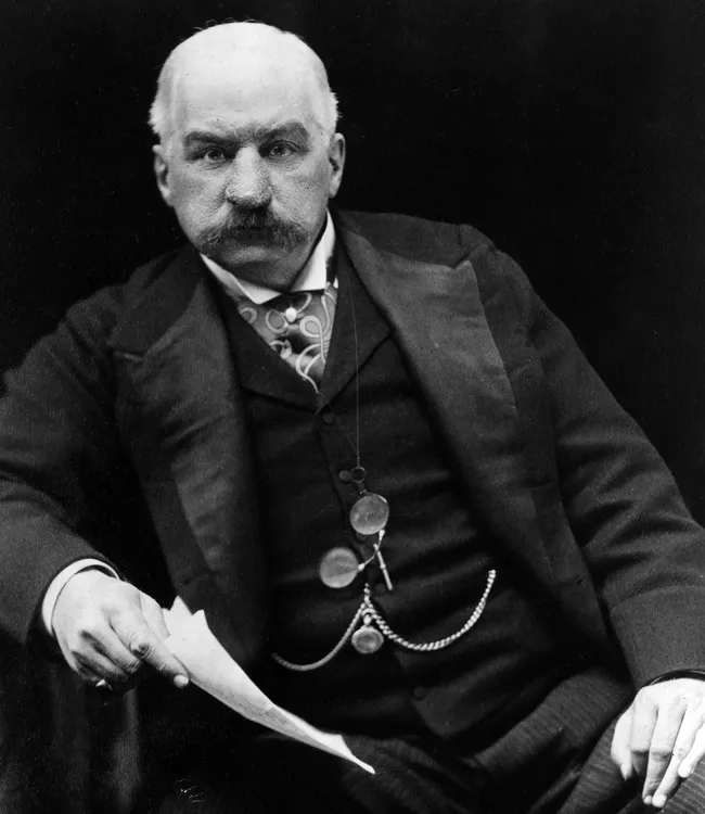 John-Pierpont-Morgan-1902