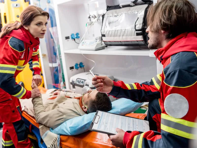 CURSO-TECNICO-EMERGENCIAS-SANITARIAS-GRANADA
