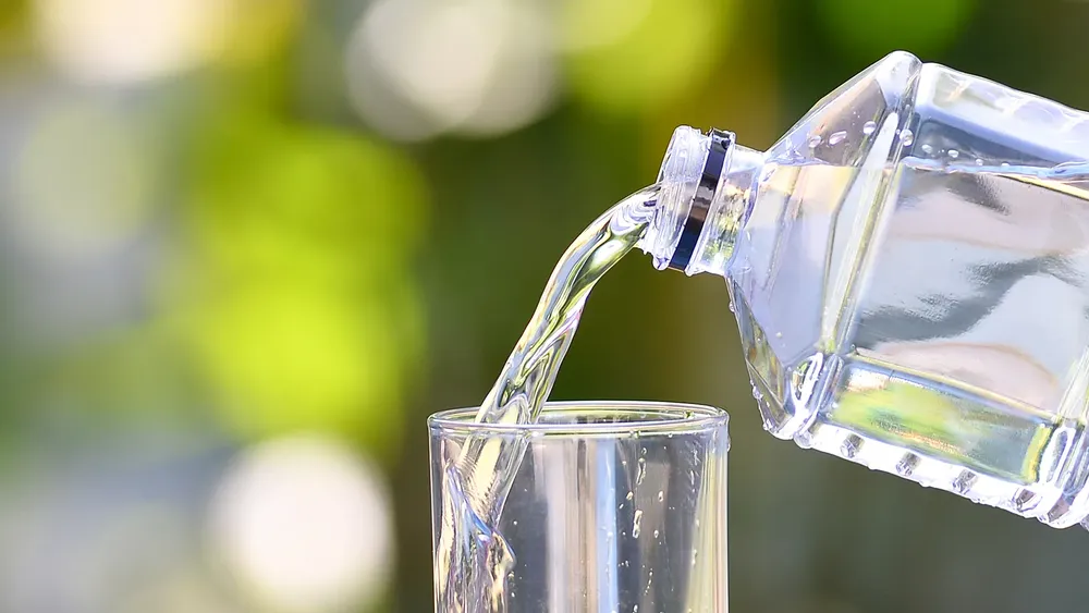 Agua_Minereal_Natura_una_forma_de_hidratación_saludable_y_sostenible_2